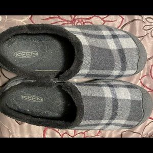 Keen Slippers